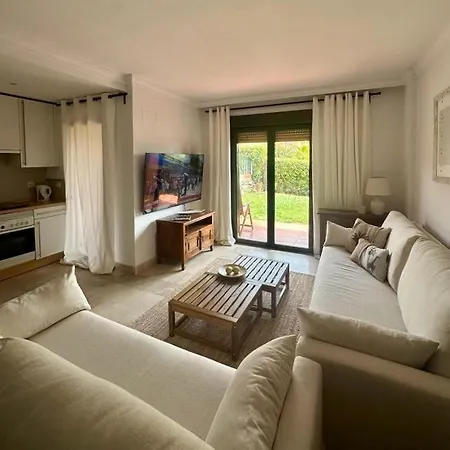 Costa Galera Apartamento Con Piscinas Jardin Y Un Bano Cercano A La Playa Estepona Exterior photo